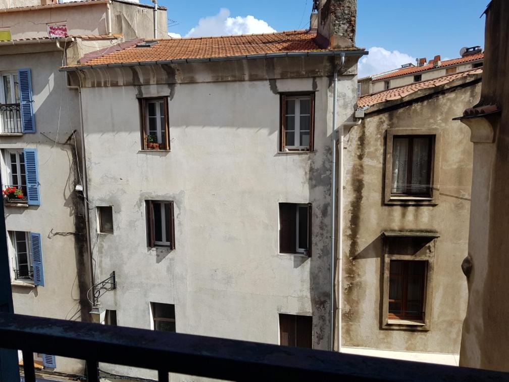 Ajaccio Vielle Ville Imperiale Grand Studio Pour 3 A 4 Personnes A Proximite Du Port Et Des Plus Belles Plages Ngoại thất bức ảnh